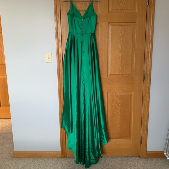 Sherri Hill Emerald Prom Dress - Picture 5 of 7